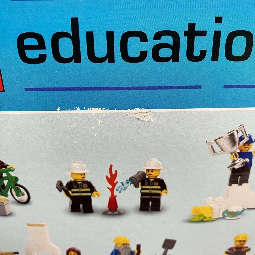 LEGO Education 9348 Play And‎ Learning Set 256 Piece Complete 4+ Kids Box